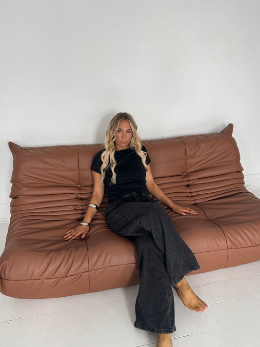 Remi Soft Tee (Black)